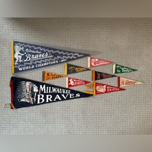 Vintage Milwaukee Braves & MLB Team Pennants Set - Multi Color